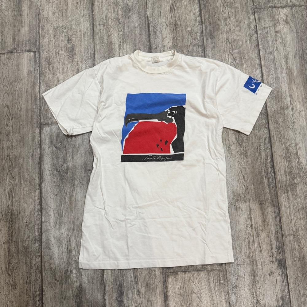 Galapagos vintage bird t shirt